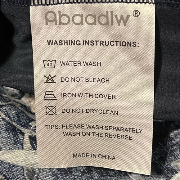 NWT Abaadlw Navy Blue Floral Skirt sz M - Picture 6 of 8